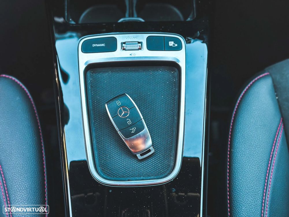 Mercedes-Benz CLA 250 e Shooting Brake AMG Line - 18