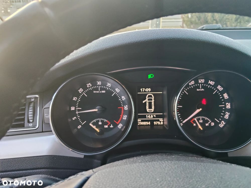 Skoda Superb 2.0 TDI Ambition - 3