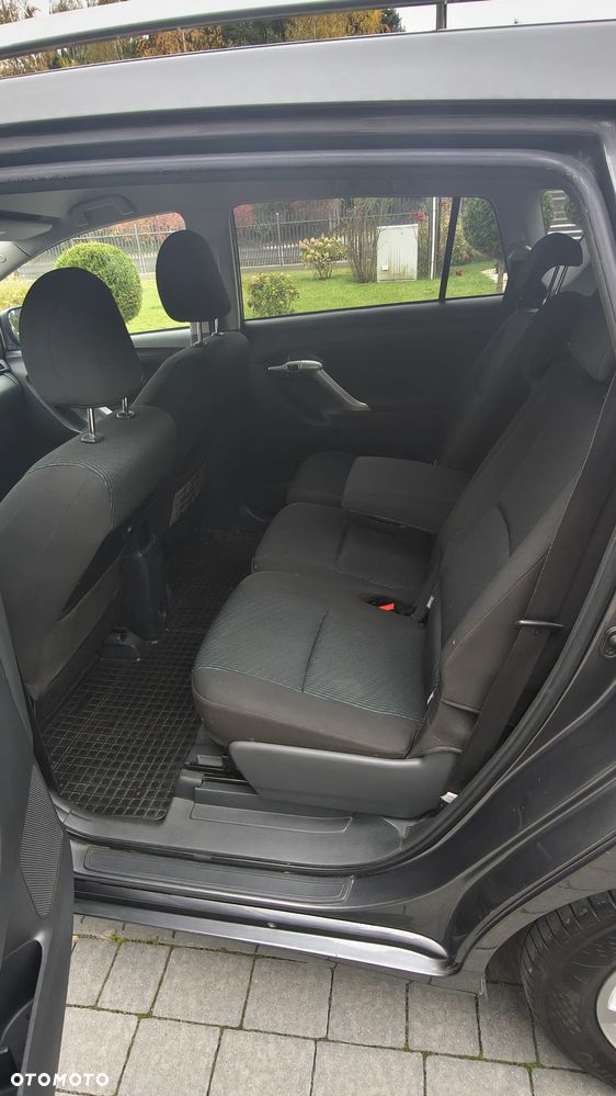 Toyota Verso 1.8 Sol plus NAVI 7os - 9