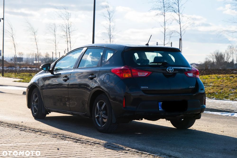 Toyota Auris - 8