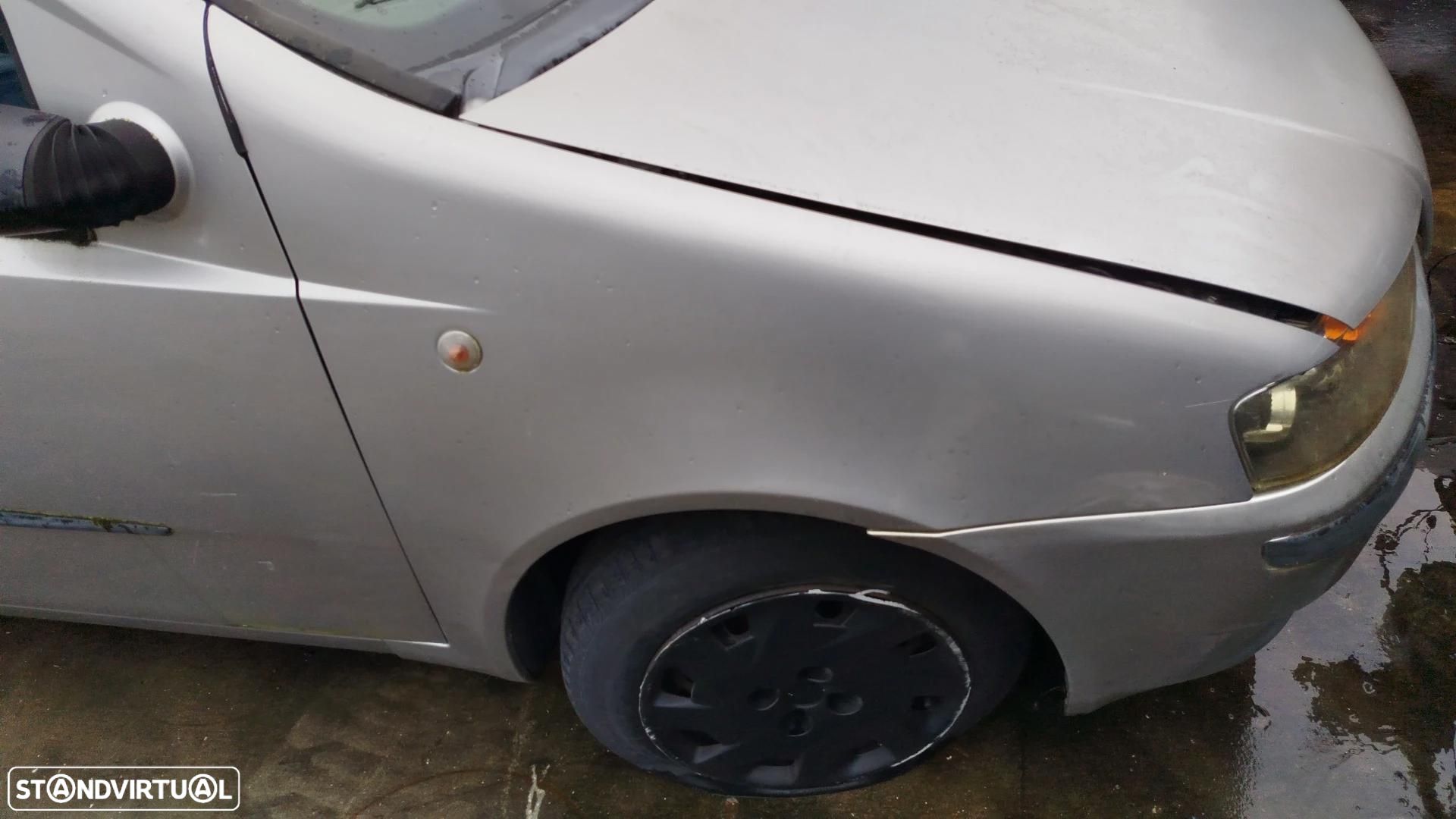 Guarda-lamas direito FIAT Punto (188_) - 1