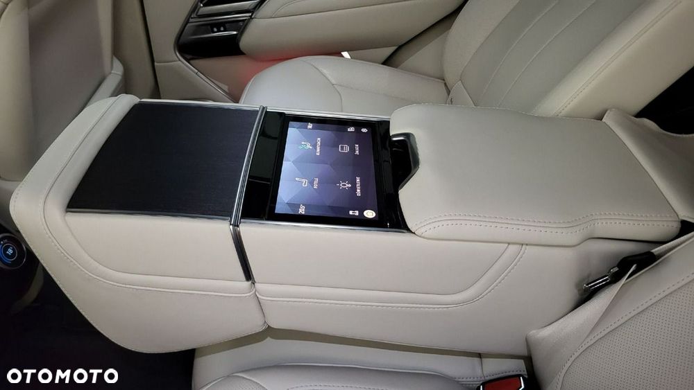 Land Rover Range Rover - 29