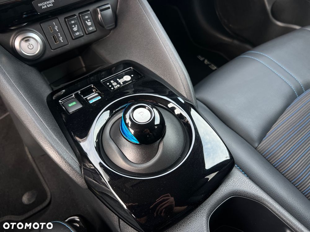 Nissan Leaf 62 kWh e+ N-Connecta - 27