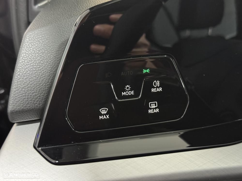 VW Golf 1.0 TSI Life - 26