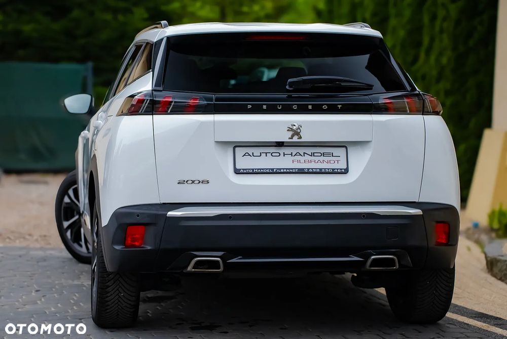 Peugeot 2008 1.2 PureTech Allure Pack S&S - 20