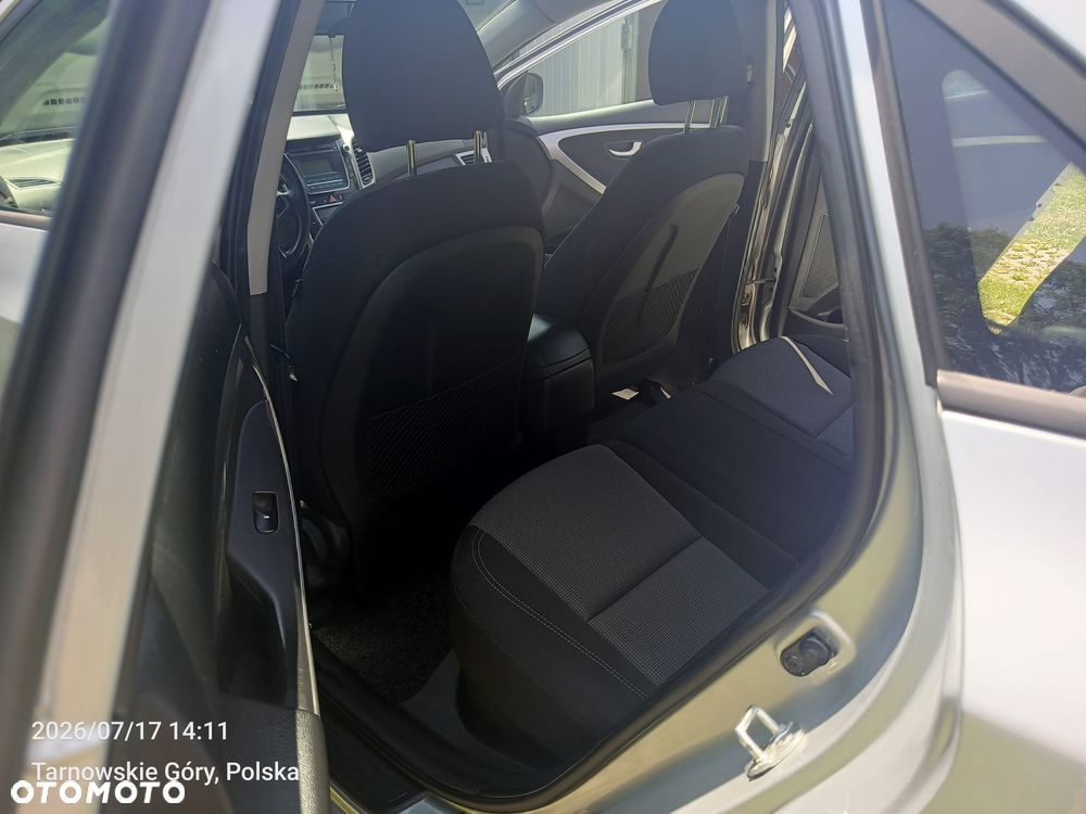 Hyundai i30 1.4 CRDi Comfort - 9