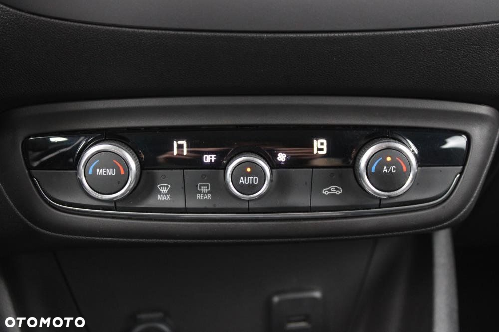 Opel Crossland X - 23