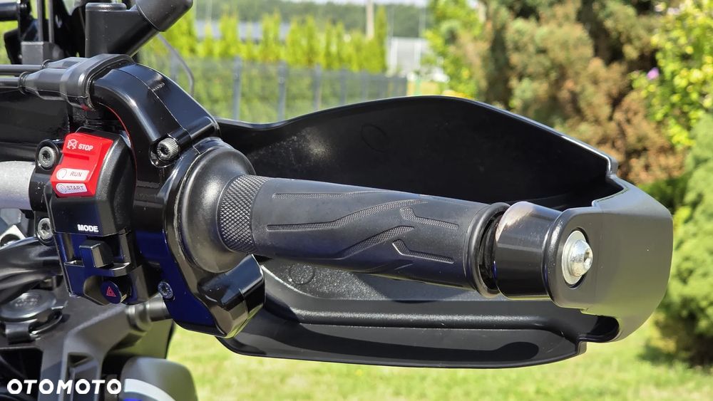 Yamaha Super Tenere - 30