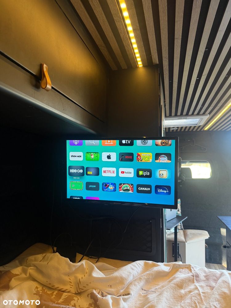 Mercedes-Benz Sprinter - 16