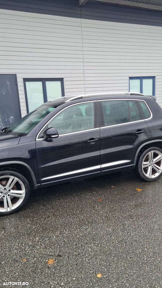 Volkswagen Tiguan - 10