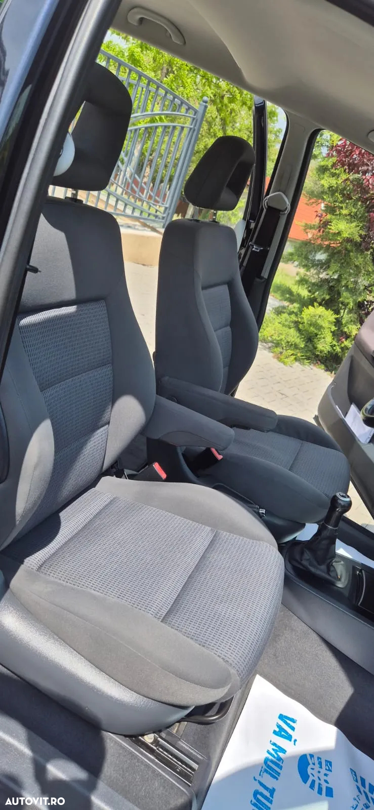 Volkswagen Sharan - 9