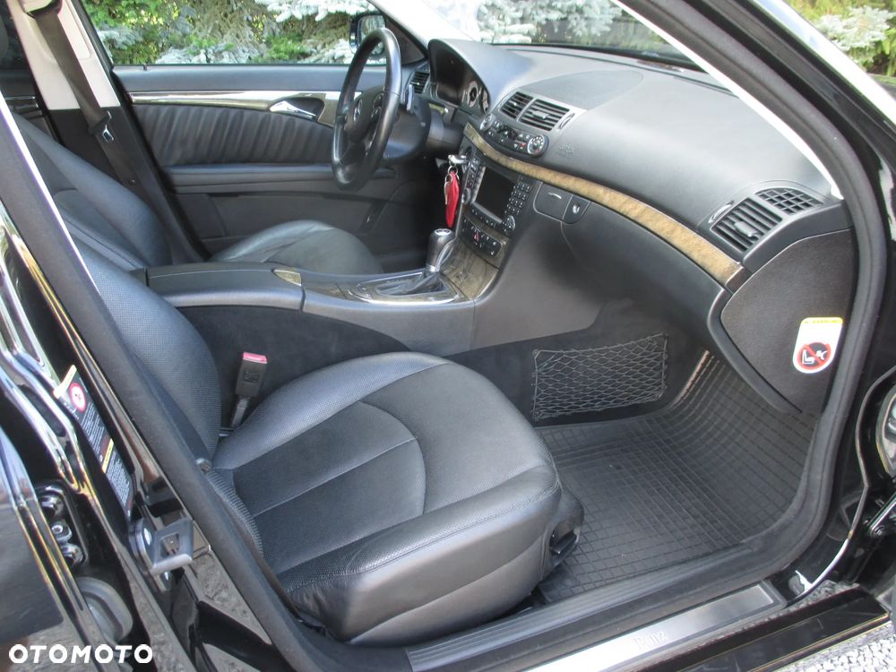 Mercedes-Benz Klasa E 320 CDI Avantgarde DPF Sport Edition AMG - 7