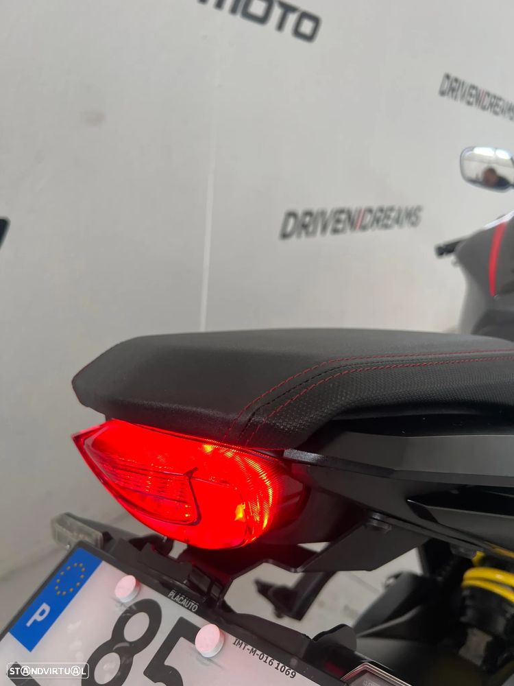 Honda CBR 650R - 35KW (Carta A2) - 14
