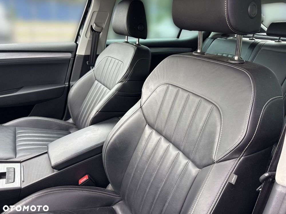 Skoda Superb 2.0 TSI Ambition DSG - 11