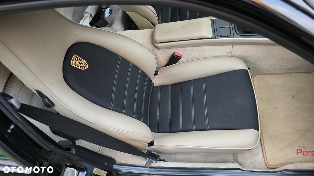 Porsche 944 - 19
