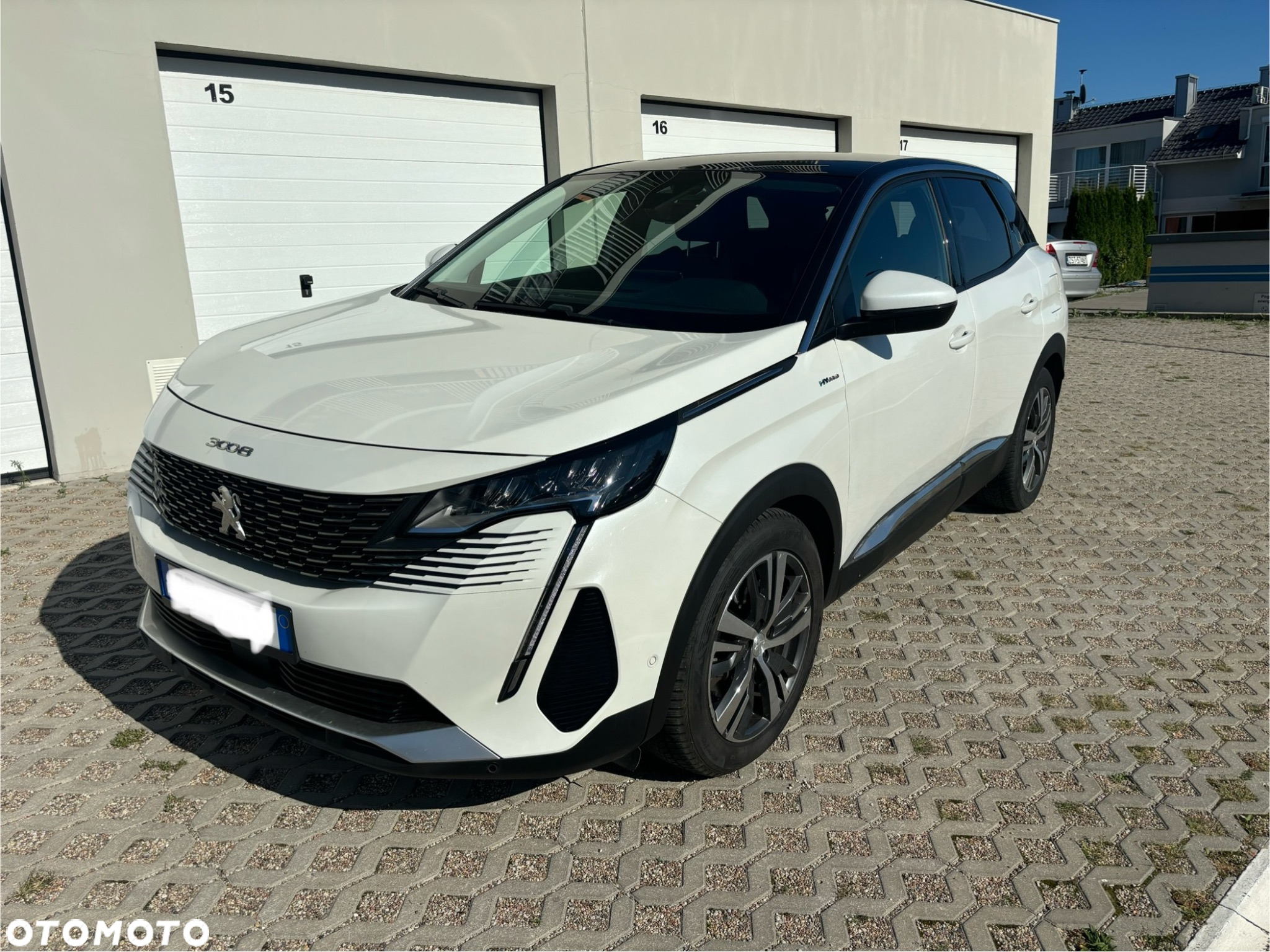 Peugeot 3008 1.6 PureTech Hybrid PHEV Allure Pack S&S EAT8 - 9