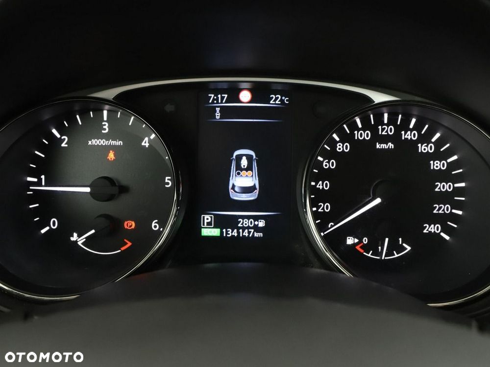 Nissan X-Trail 1.6 DCi Tekna 2WD Xtronic - 23