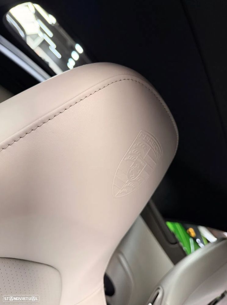 Porsche 911 (991) Turbo PDK - 30