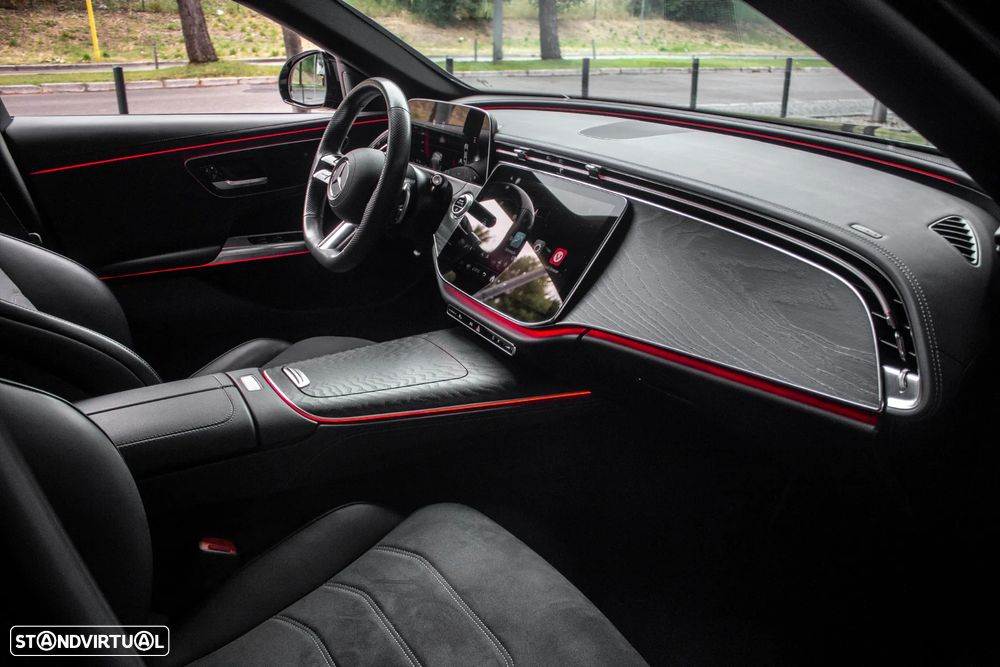 Mercedes-Benz E 220 d AMG Line - 28