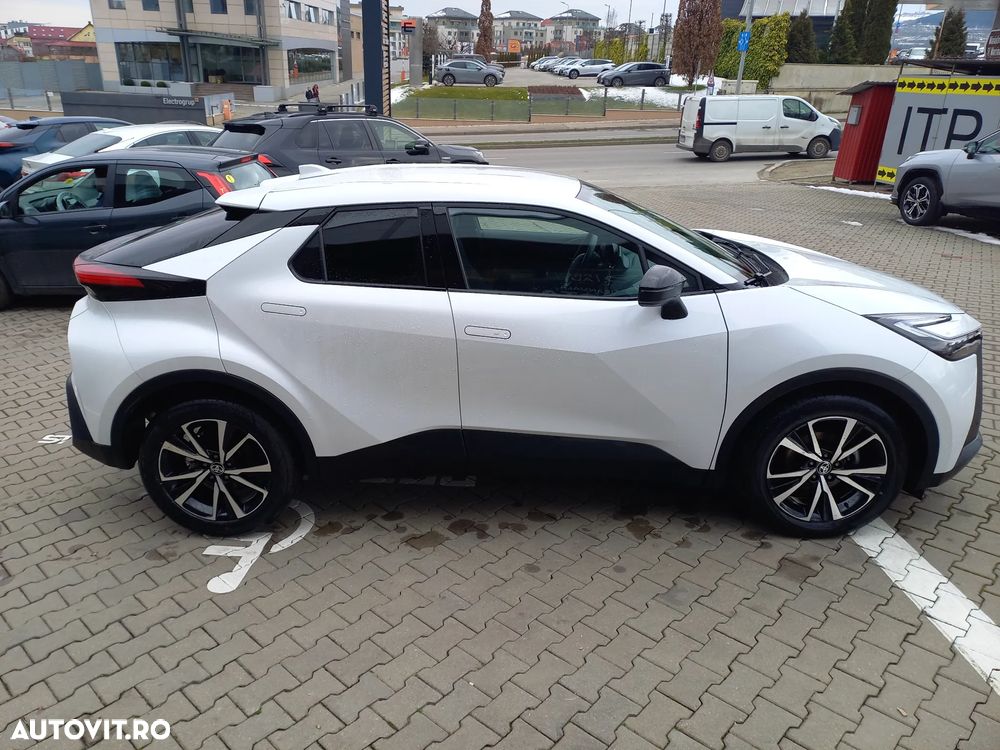 Toyota C-HR - 8
