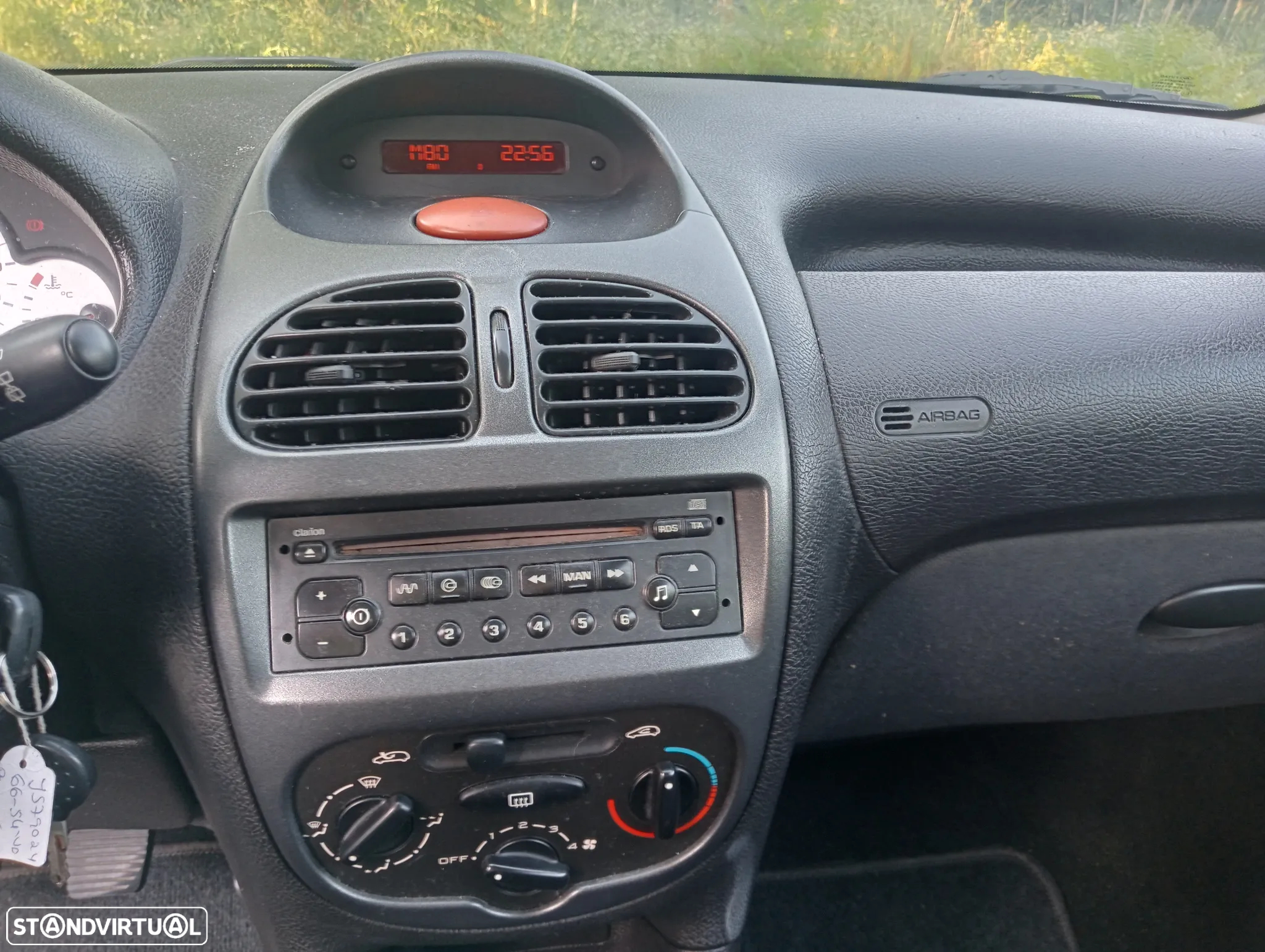 Peugeot 206 1.1 Color Line - 9