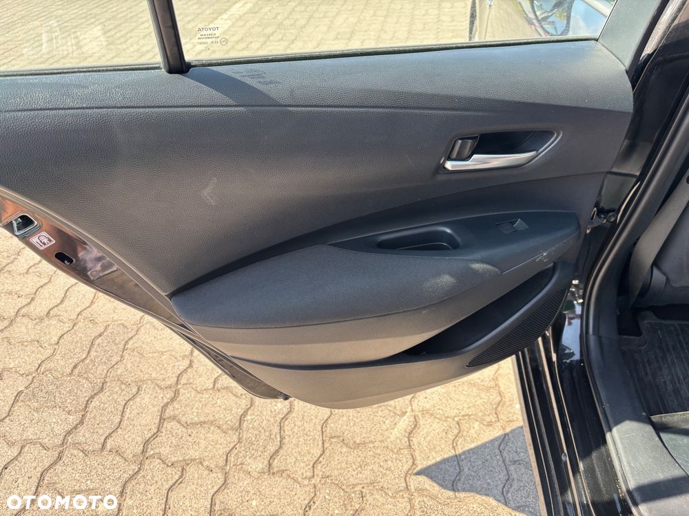 Toyota Corolla 1.8 Hybrid Comfort - 13