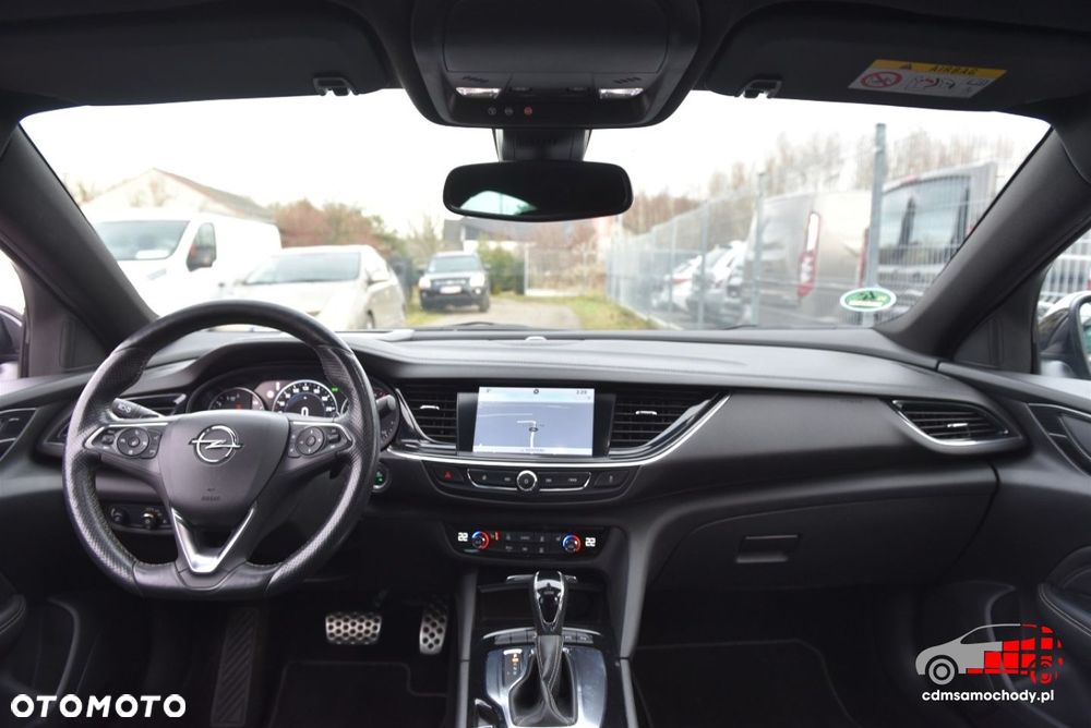 Opel Insignia - 24