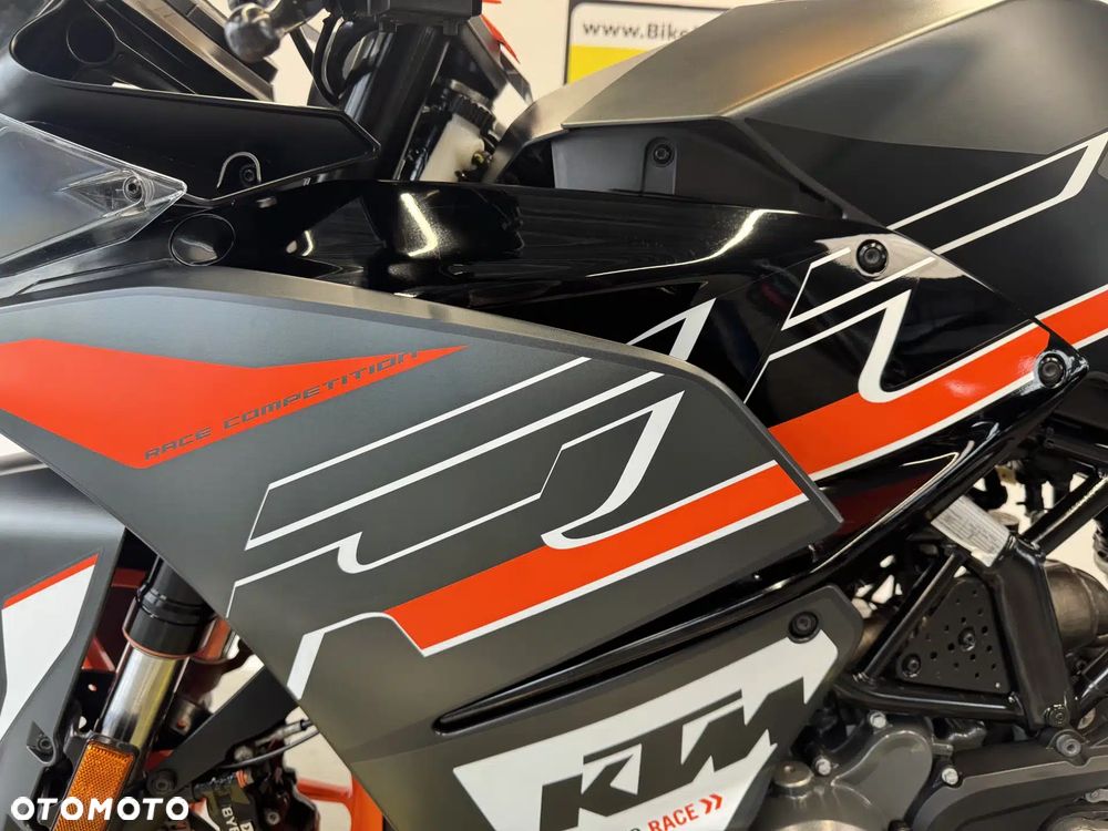 KTM RC 125 - 22
