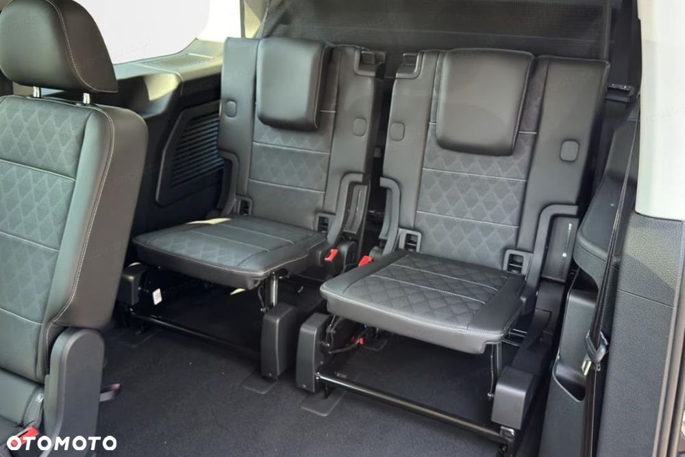 Ford Tourneo Connect - 14