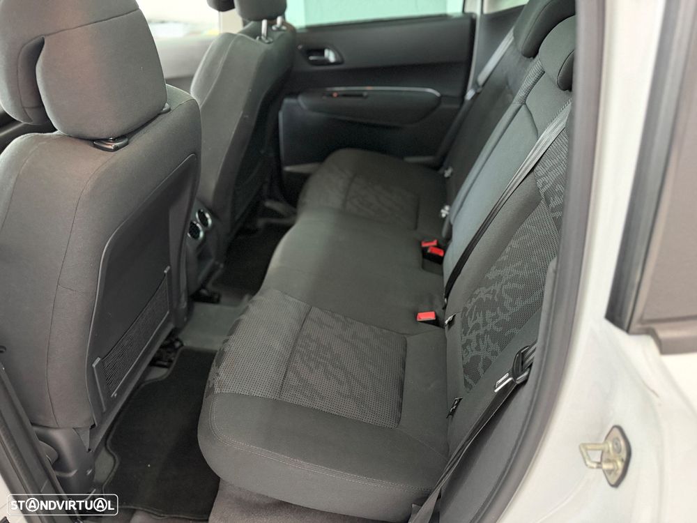Peugeot 3008 1.6 HDi Allure - 28