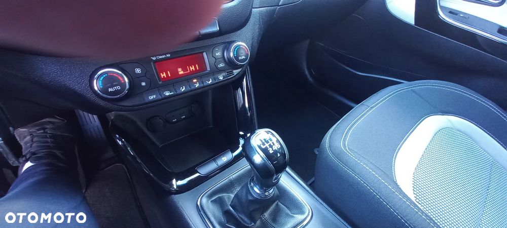 Kia Ceed 1.6 GDI Dream-Team Edition - 26