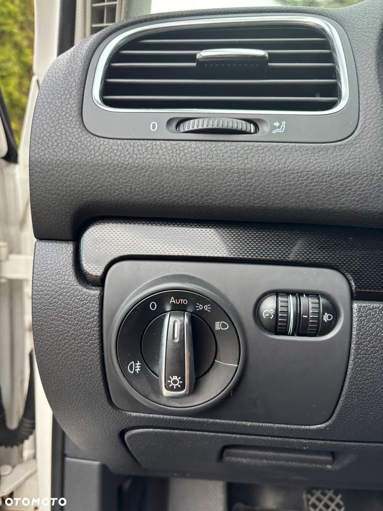 Volkswagen Golf 1.6 TDI Comfortline - 10