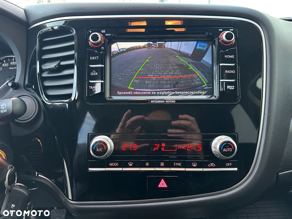 Mitsubishi Outlander 2.0 2WD Diamant Edition - 25
