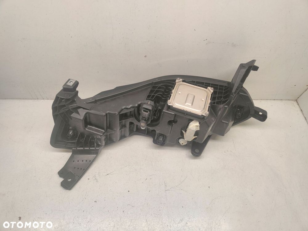 renault megane ev etech lampa prawy przód 260102443r - 4