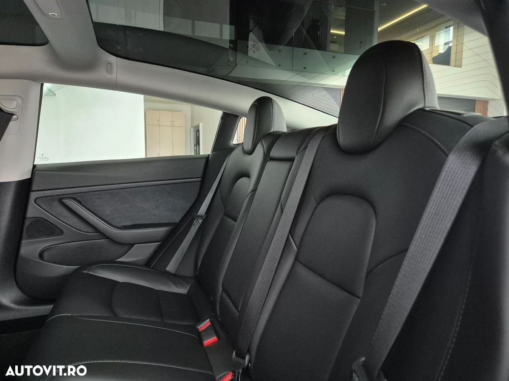 Tesla Model 3 Langstreckenbatterie Allradantrieb Dual Motor - 13