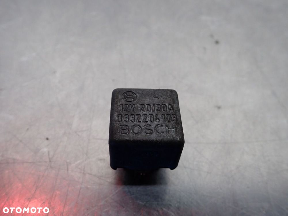 PRZEKAŹNIK MERCEDES-BENZ T1 310D 0332204103 - 1