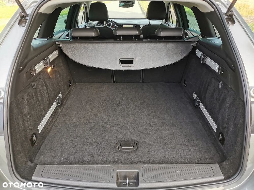 Opel Astra 1.4 Turbo Sports Tourer Innovation - 18