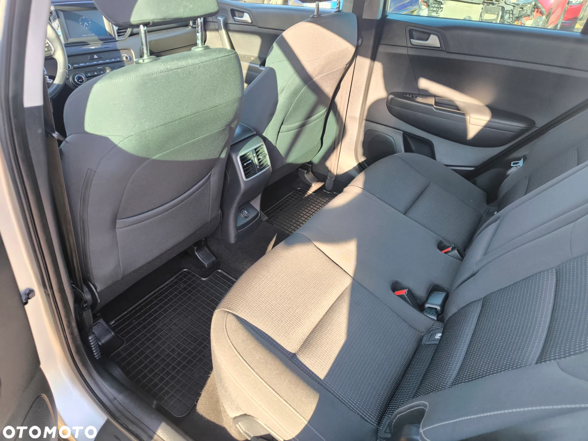 Kia Sportage - 13