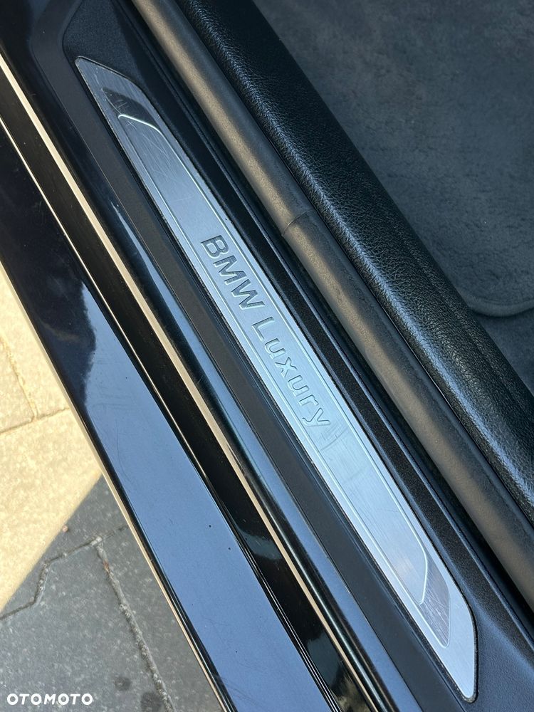 BMW Seria 3 320d Luxury Line - 13