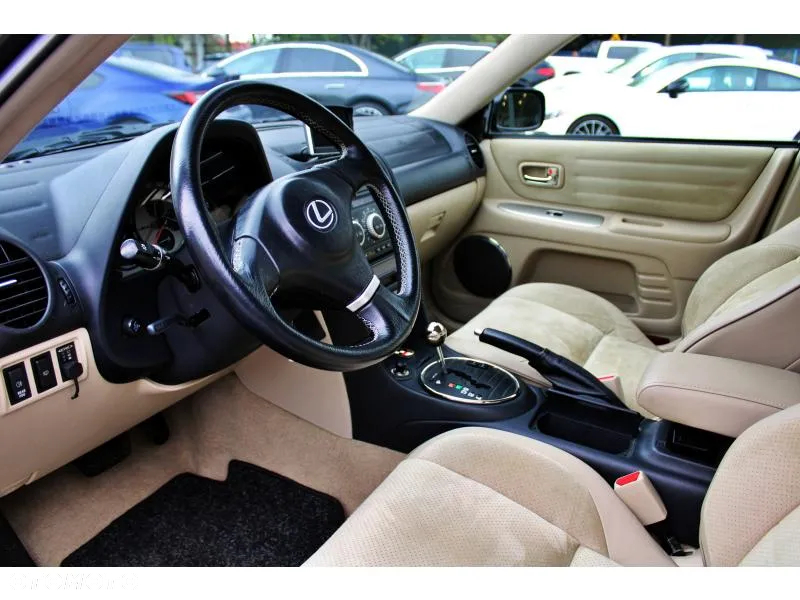 Lexus IS 200 Prestige - 7