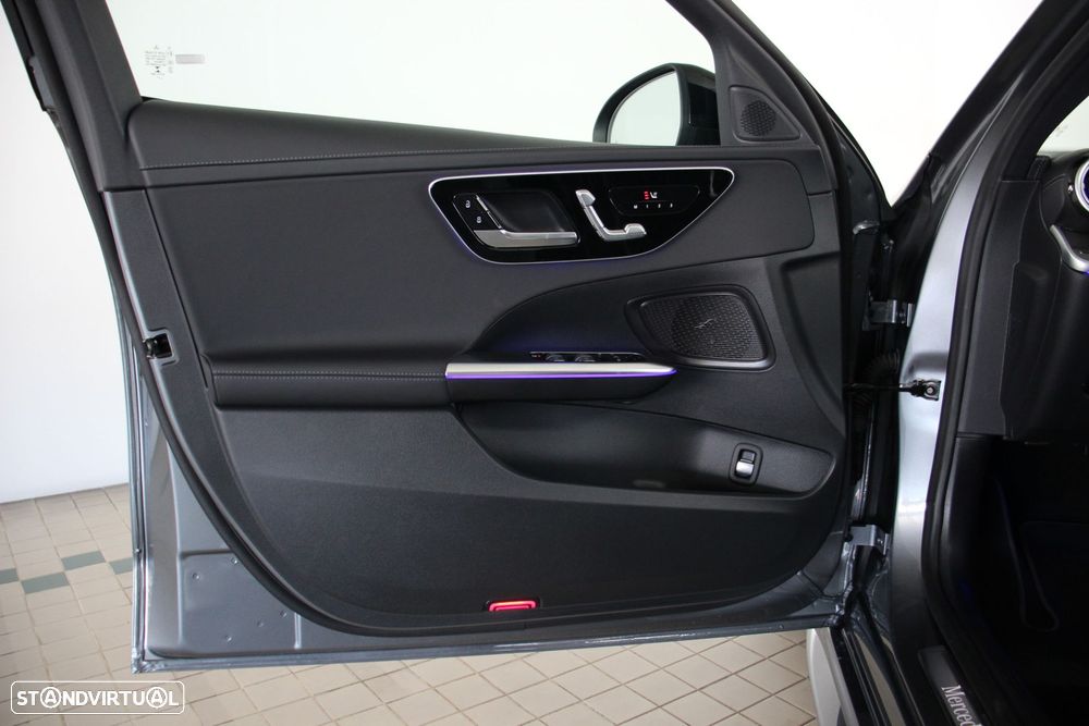 Mercedes-Benz C 300 d AMG Line - 5