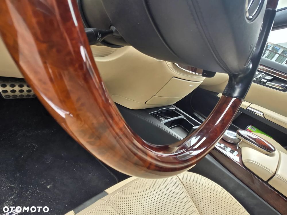 Mercedes-Benz Klasa S 500 L - 32