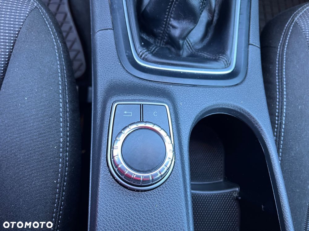 Mercedes-Benz Klasa B 180 Style - 15