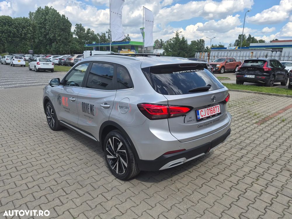 MG ZS HEV 1.5 GSI AT Exclusive+ - 8