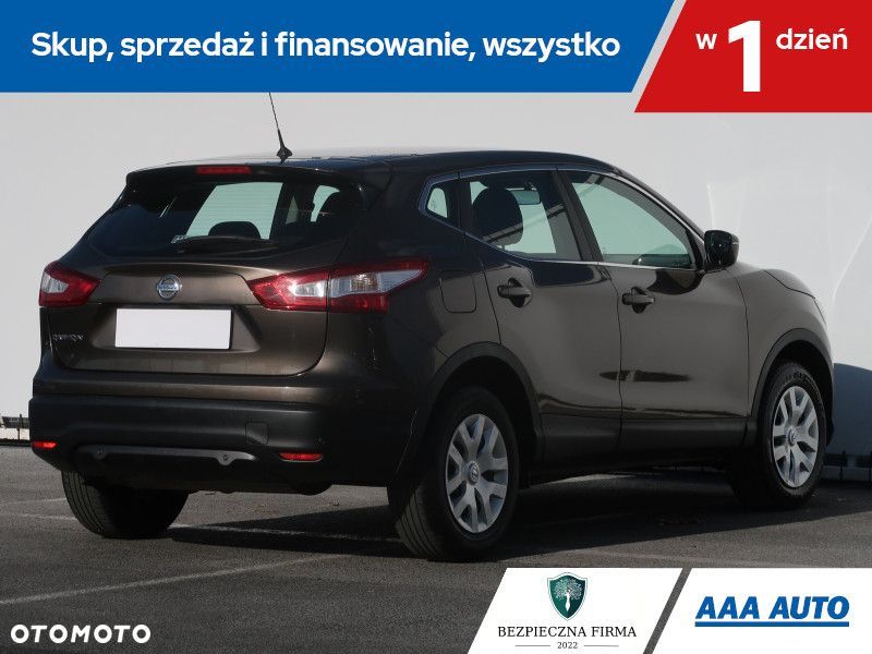 Nissan Qashqai - 6