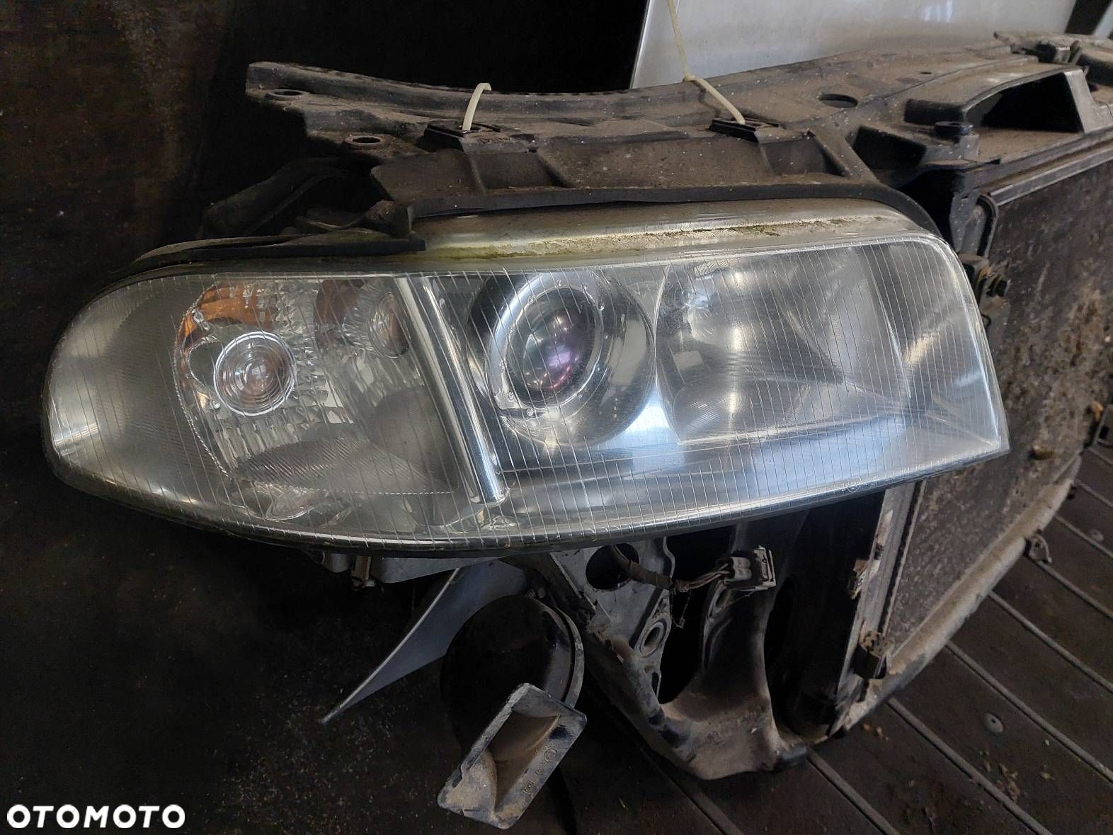 KOMPLETNY PRZÓD MASKA ZDERZAK LAMPY BŁOTNIK AUDI A4 B5 FL LIFT  LY7W - 11