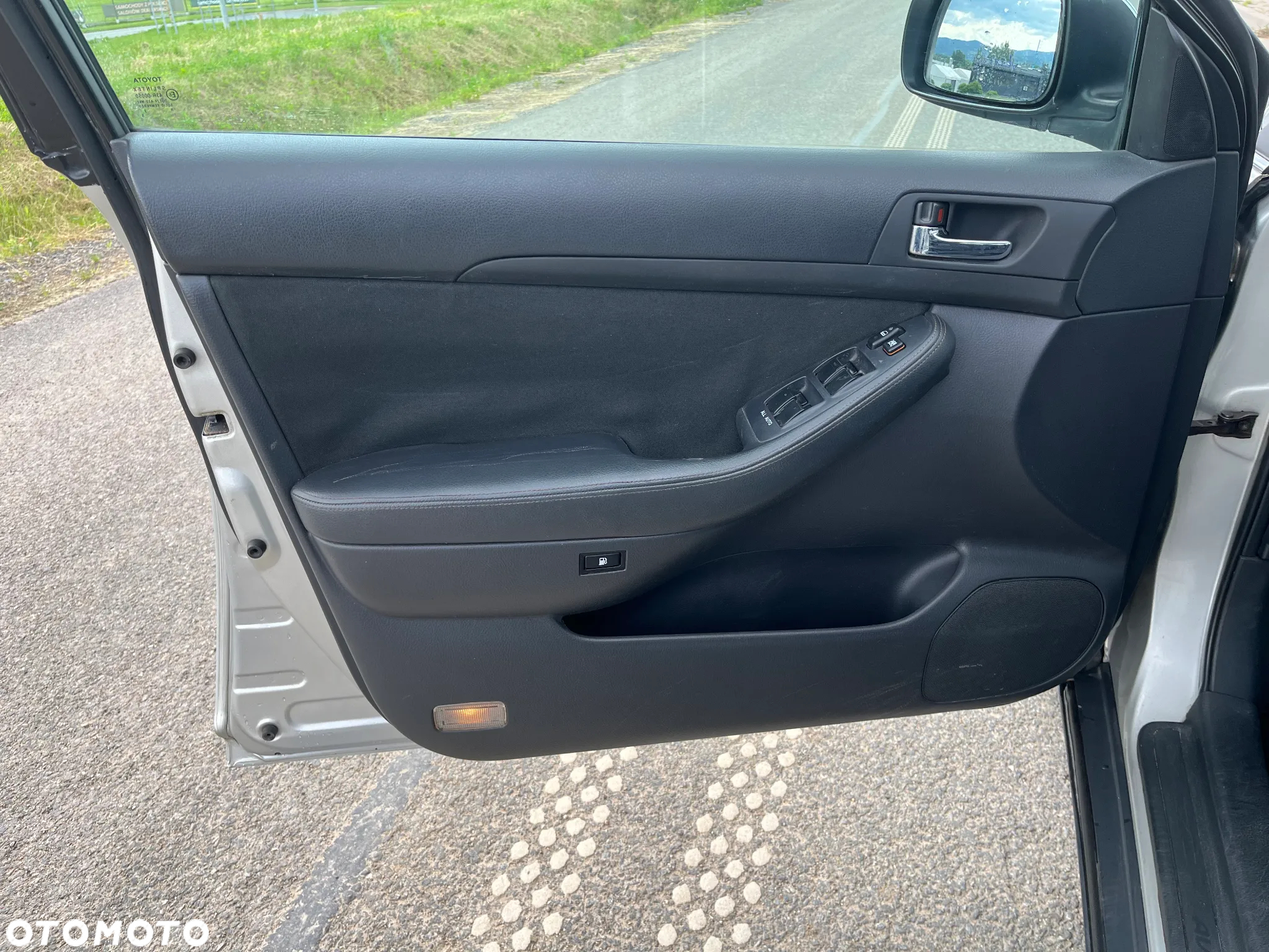 Toyota Avensis 1.8 VVT-i - 13