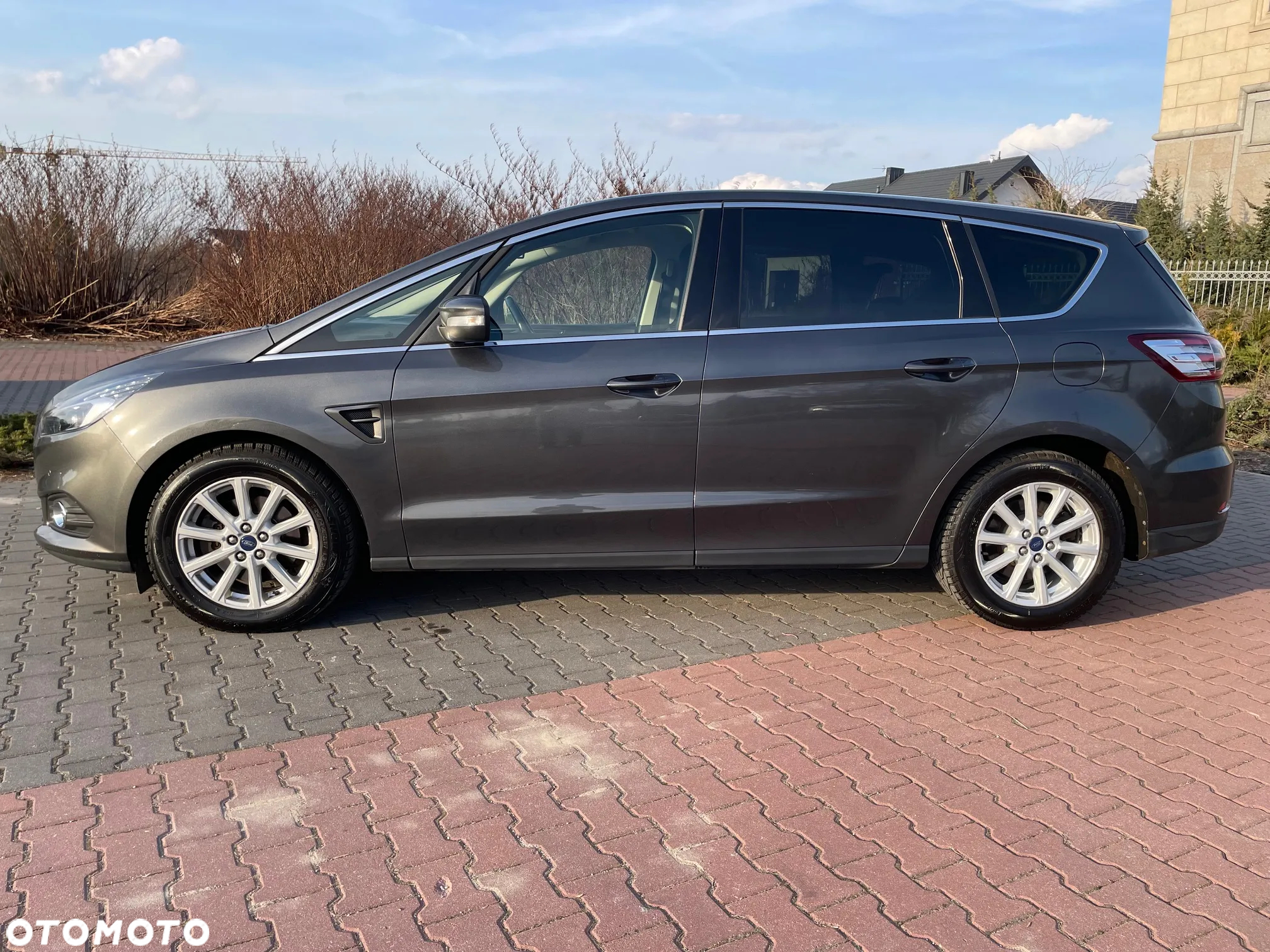 Ford S-Max 2.0 TDCi Titanium PowerShift - 2