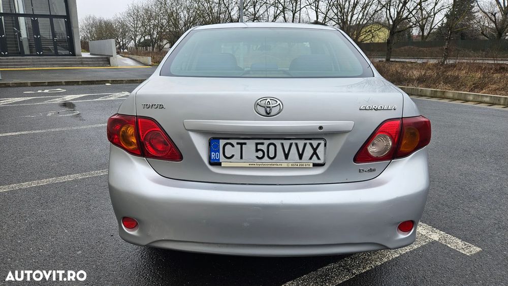 Toyota Corolla 1.4 D-4D Luna - 6