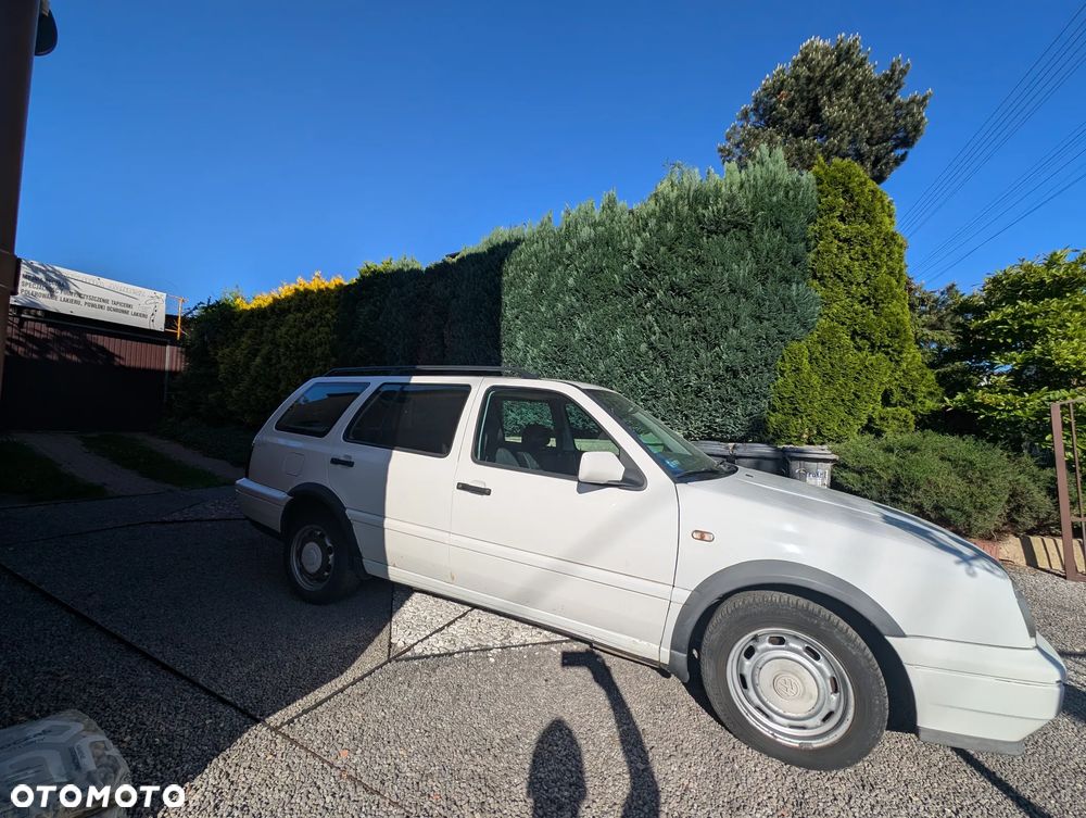 Volkswagen Golf 1.9 GL TDI - 6